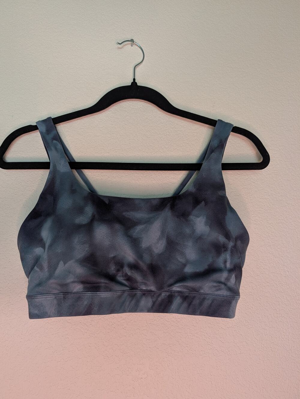 Athleta Warrior Sky Tie Dye Strappy Sports Bra S Athleisure Activewear Yoga Hike